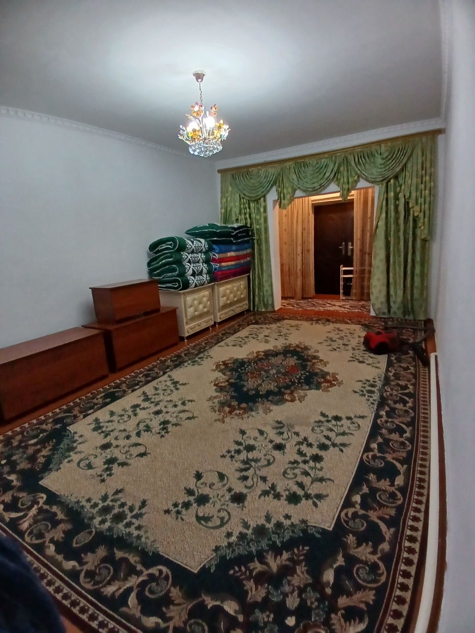 Продается дом . .