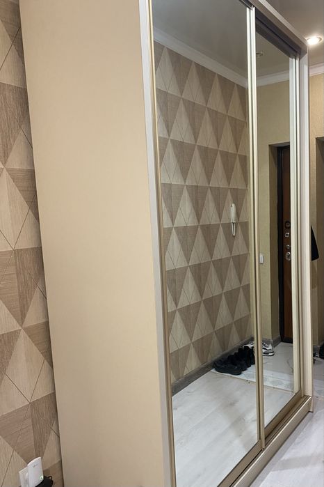 Продам шкаф-купе