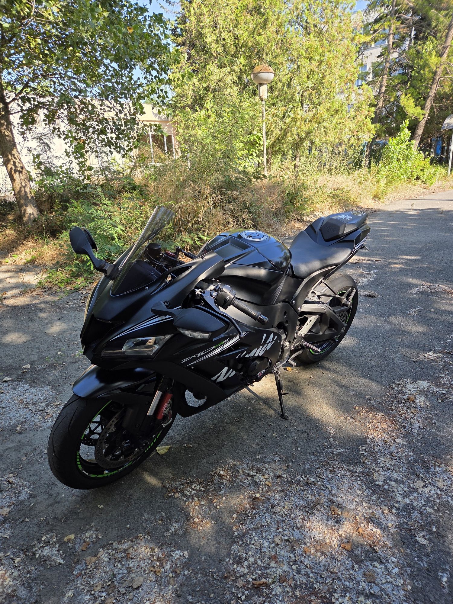 Kawasaki Ninja ZX10R