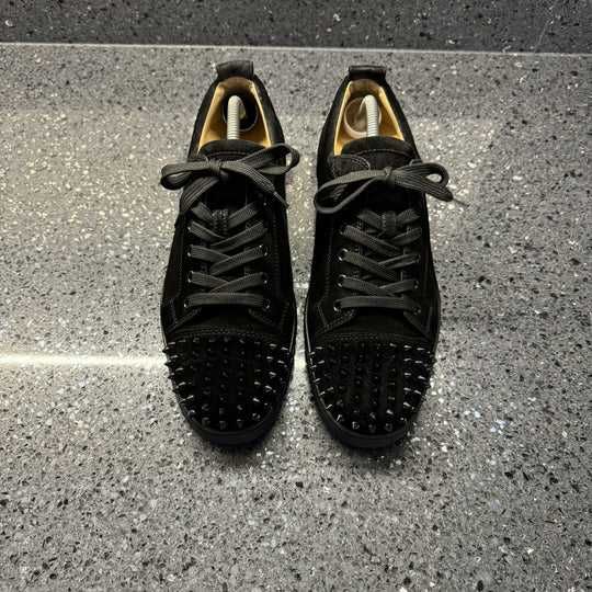 (от/до 40-44 номер) Louboutin Red Bottoms Black Leather с шипове