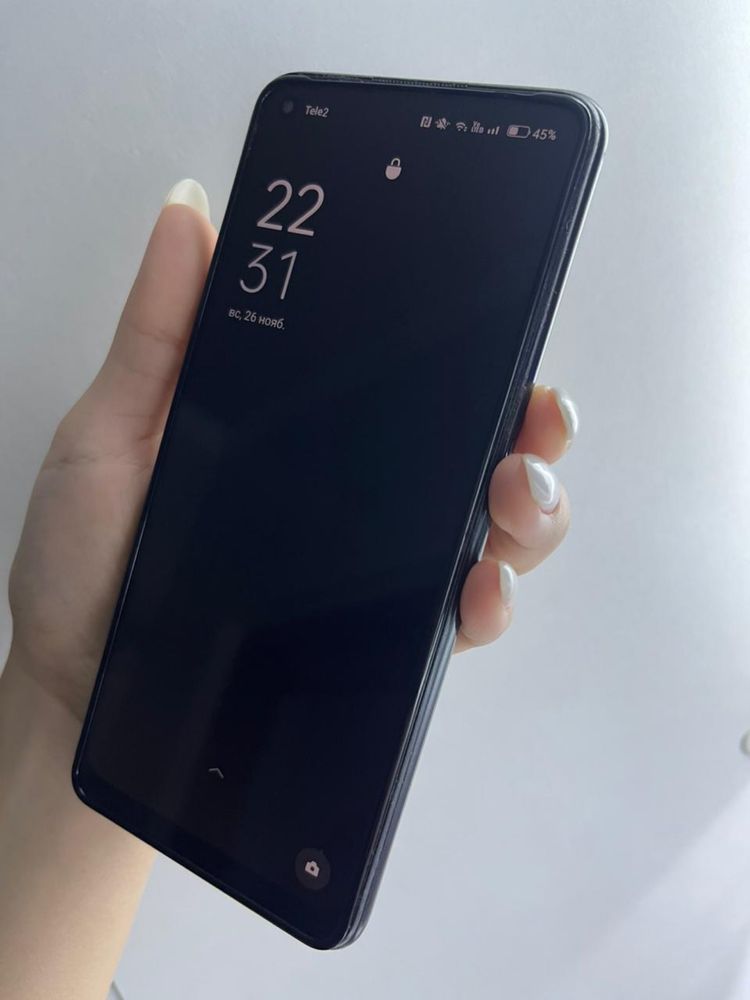 Телефон Oppo A96 в хорошем состоянии.