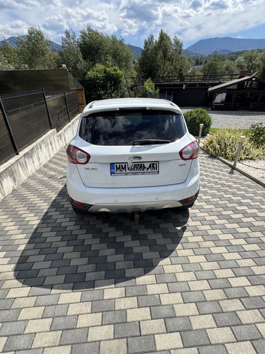 Vand sau schimb Ford Kuga 2.0 TDCI 2010