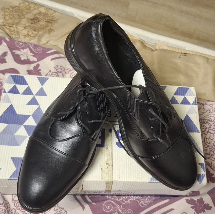 Черный классические туфли