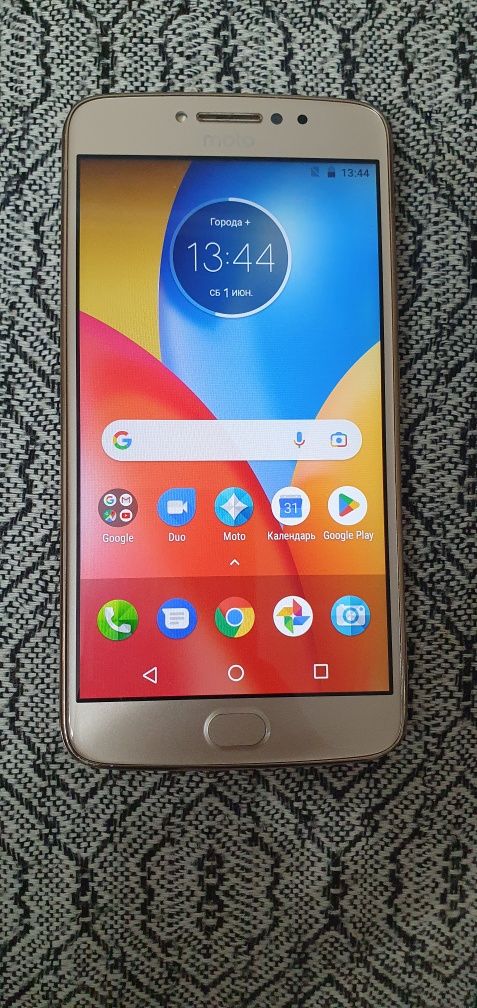 Motorola Е4 plus