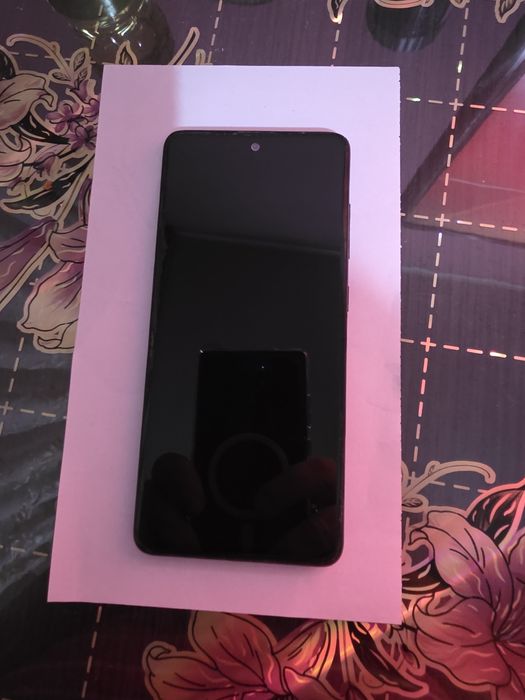 Vand telefon samsung a 51 in stare buna