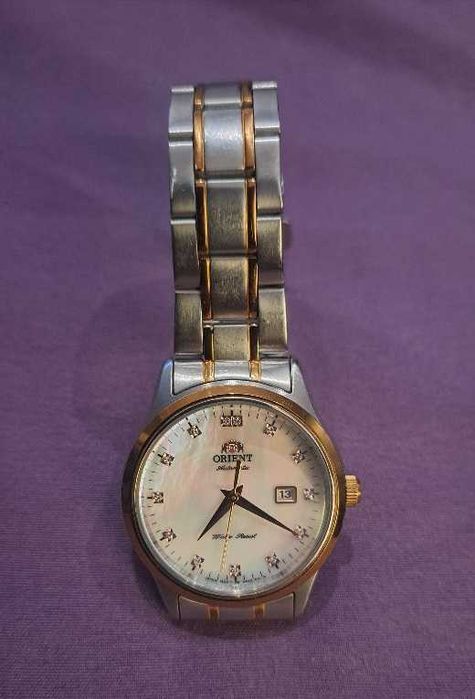 Дамски часовник Orient Classic Automatic FNR1Q001W