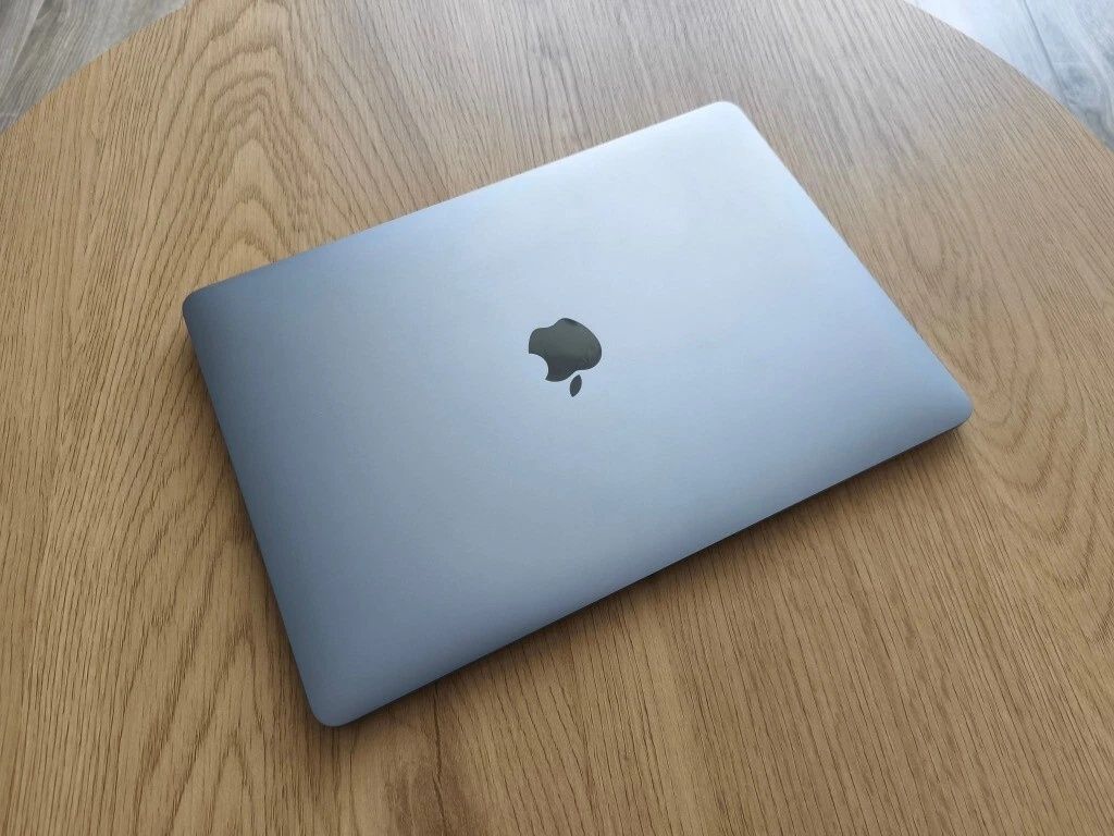 MacBook Air 2020 Ram 16 GB