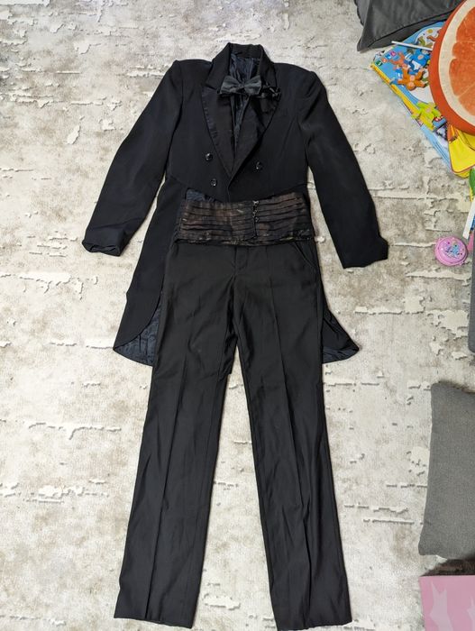 Продам костюм фрак