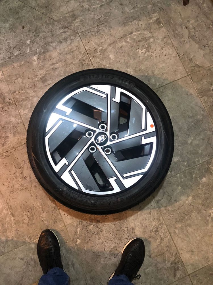Продам диск с резиной R17