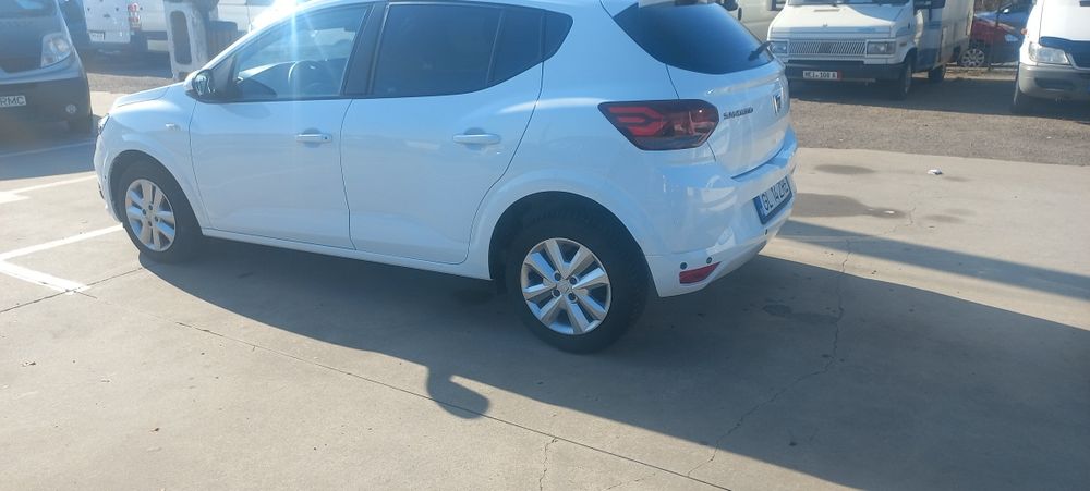 Dacia sandero automata