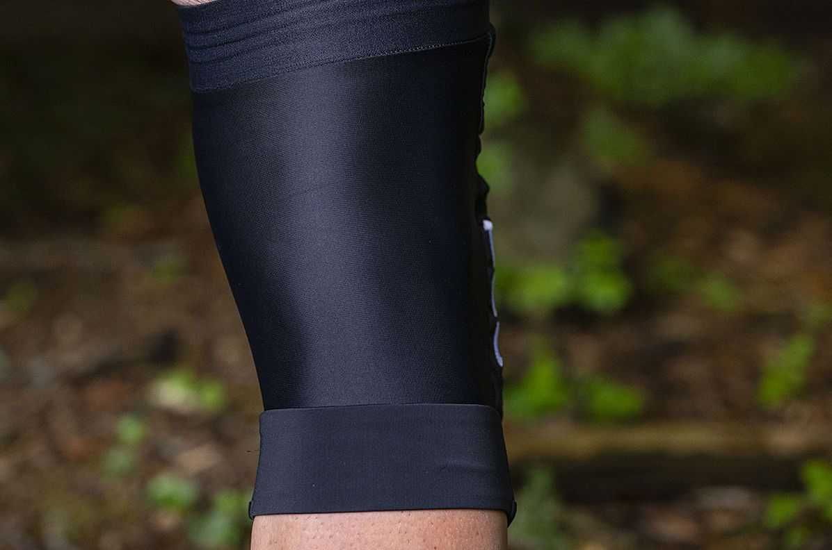POC VPD System и VPD 2.0 Long Knee, M, нови протектори наколенки, MTB