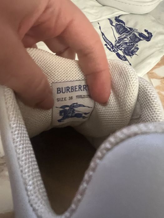 Burberry -обувки