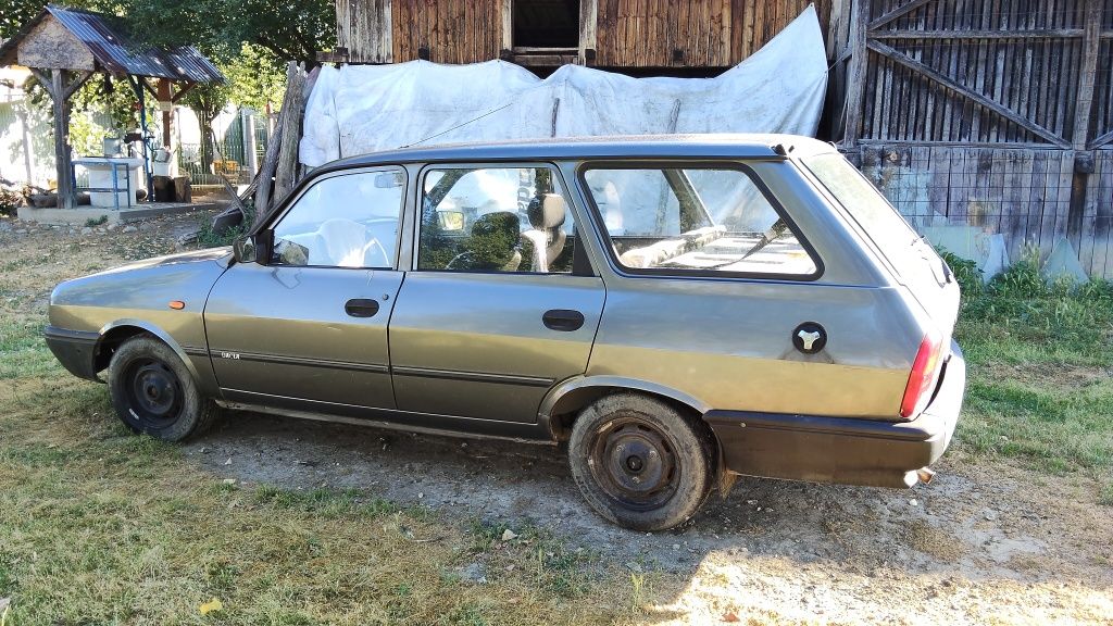 Vând Dacia Break 1410