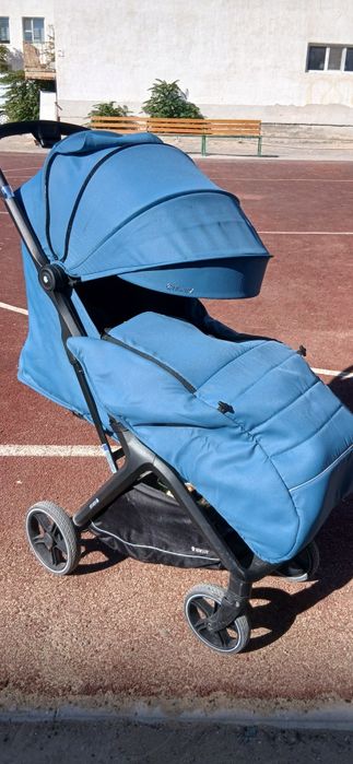 Коляска прогулочная