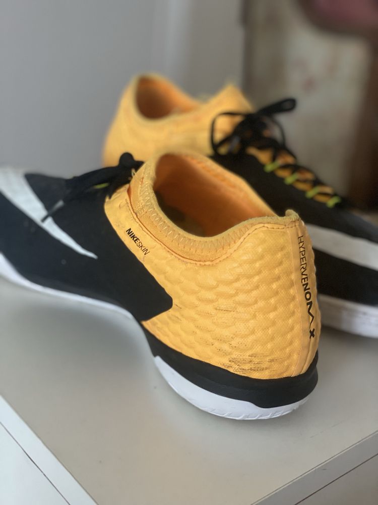 Papuci fotball Nike Hypervenomx Phelon III IC