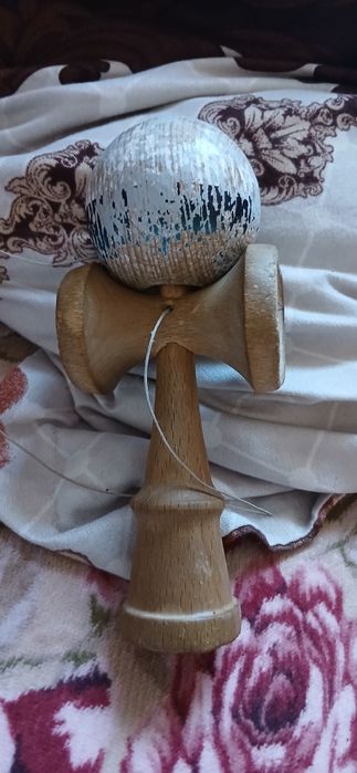 Kendama semnata de cerebel sweet