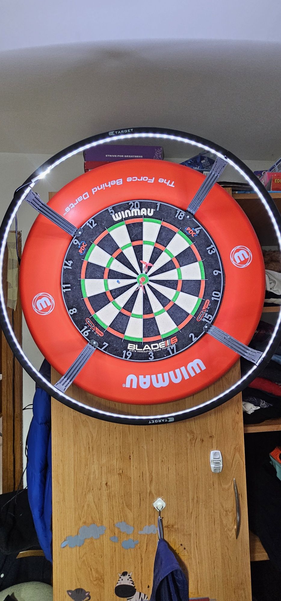 Profesional! Tinta Tabla darts blade 6, cu suport burete și sistem lum