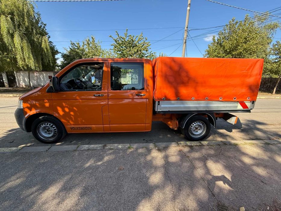 Vand sau schimb Volkswagen T5 1.9 tdi