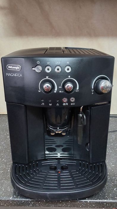 Aparat cafea expresor delonghi magnifica eco garantie