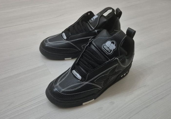 *SUPER REDUCERE* Louis Vuitton Skate 2.0 Black
