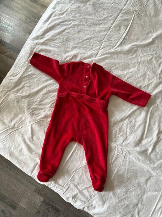 Продам на Новый год слип комбинезон для малыша