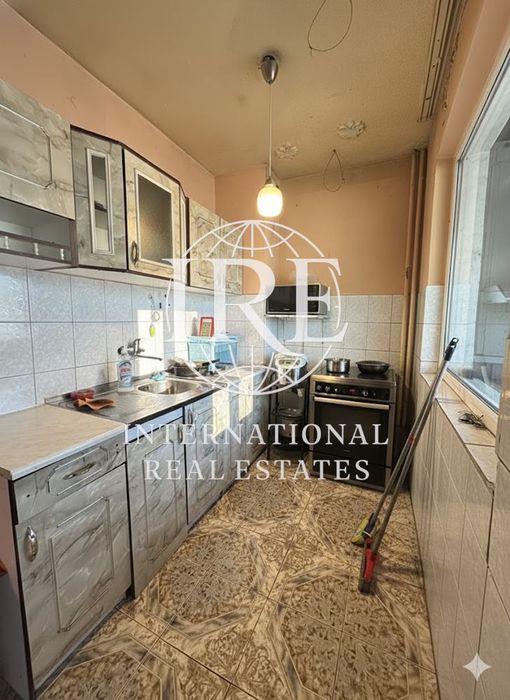 4-стаен в Варна-Владислав Варненчик 1 площ 100 цена 144400