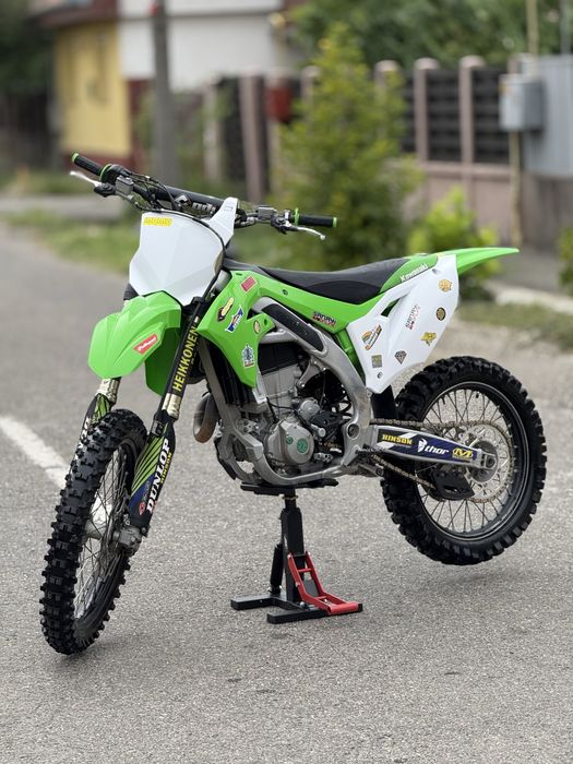 Vand Kawasaki KXF 450 2021 impecabil/Pornire buton/4200€neg!