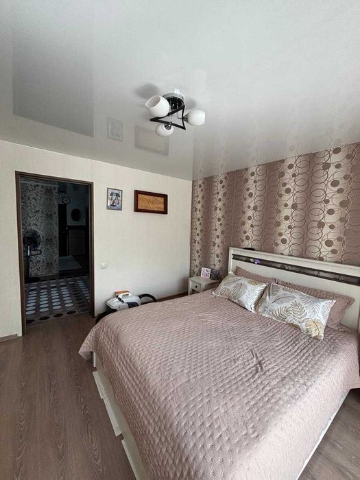 3х ком квартира студия напротив Колхозного Рынка