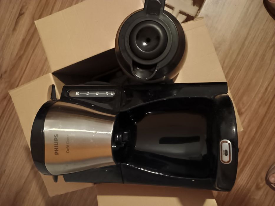 Vând cafetieră Philips Cafe Gaia pentru făcut cafea la filtru.