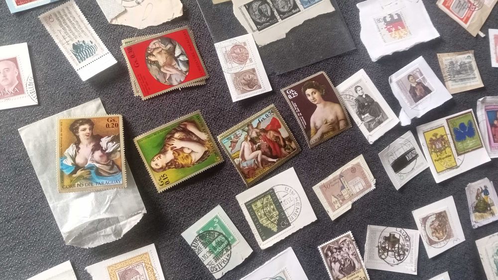 Пощенски марки от цял свят