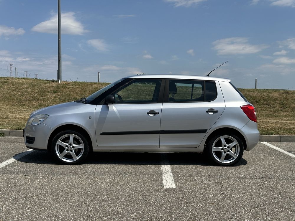Fabia 2010 1.2 benzina