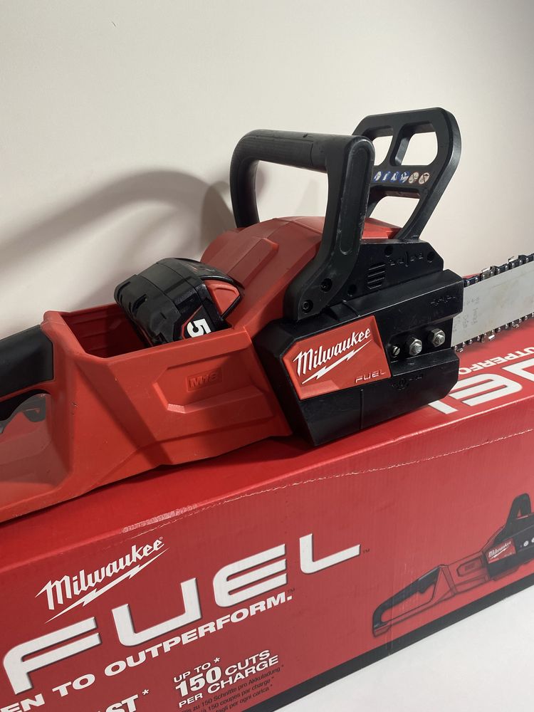 Drujba Milwaukee M18 FCHSC Fuel