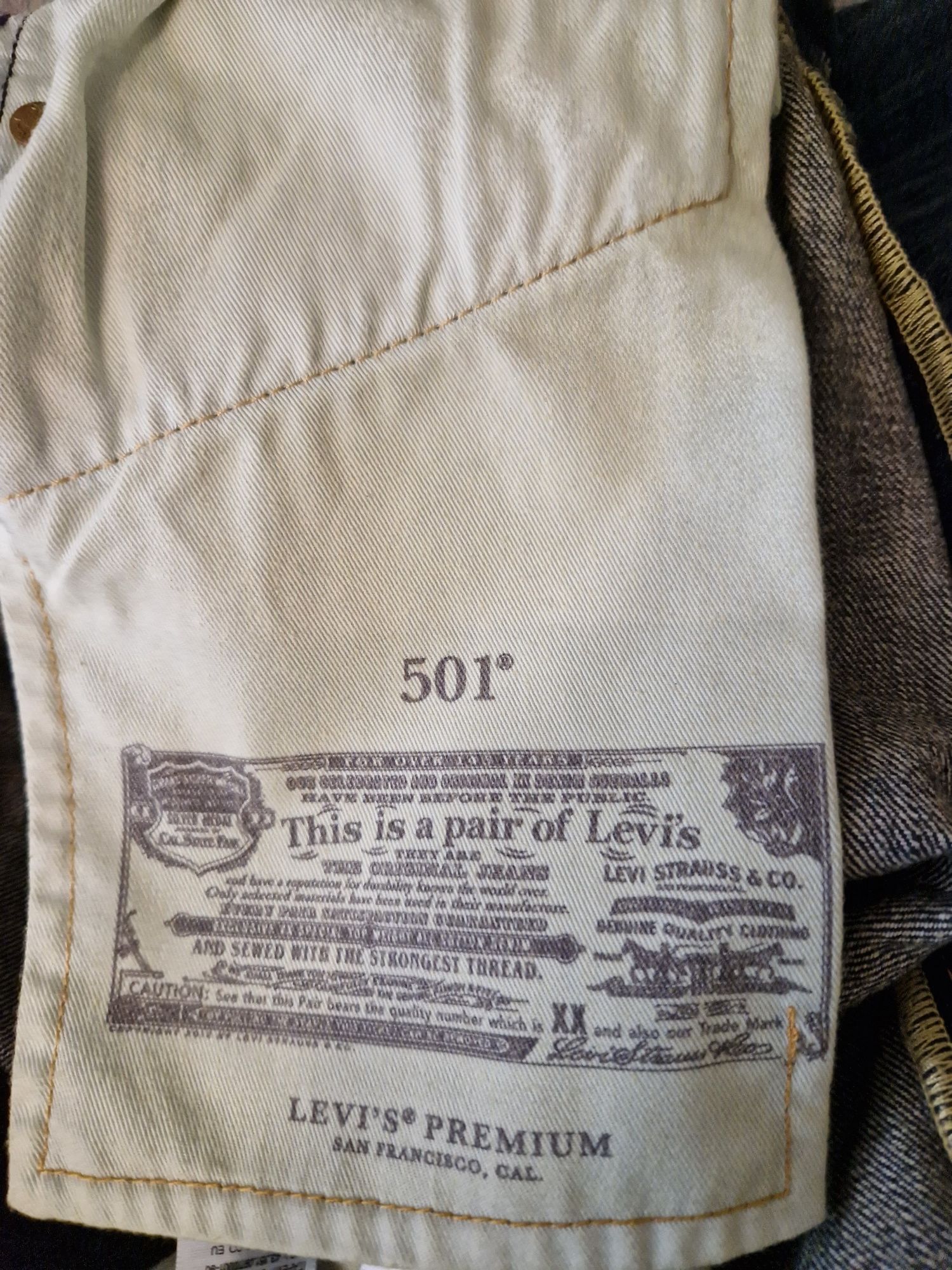 Продам мужские джинсы Levis оригинал за 65.000 тенге