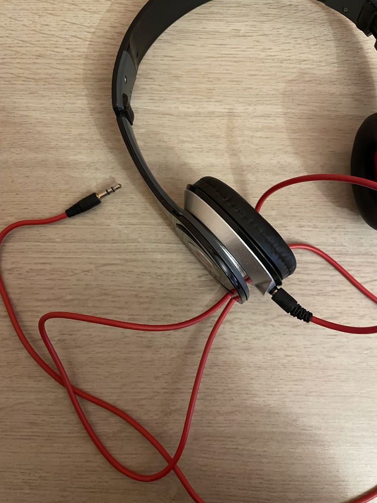 Слушалки Beats by Dre