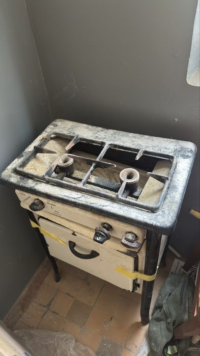 Gaz plita Rossiya Matras Xolati yaxshi