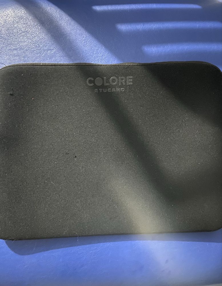 Продавам Macbook pro 13 2020
