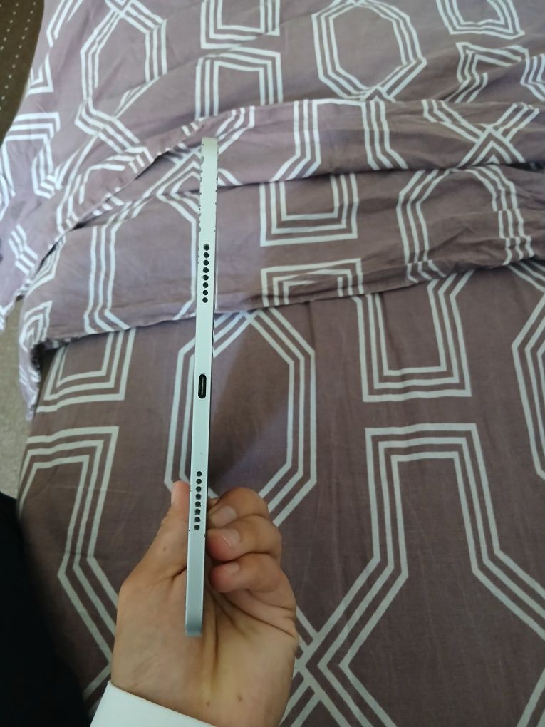 I pad pro 11 dyum srochno pul kerak kelishamiz
