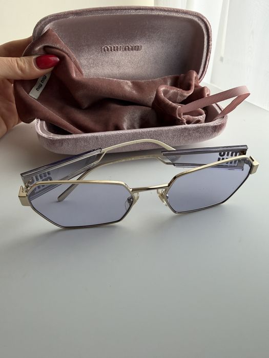 Miu Miu Слънчеви очила