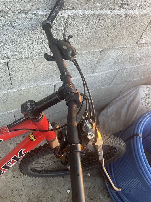 Bicicleta pentru băieti 13-16 ani