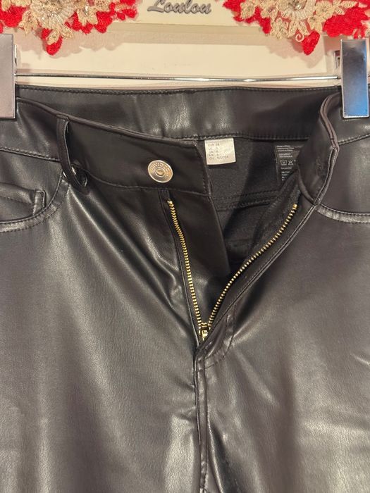 Pantaloni evazati din piele, H&M, 38(M)