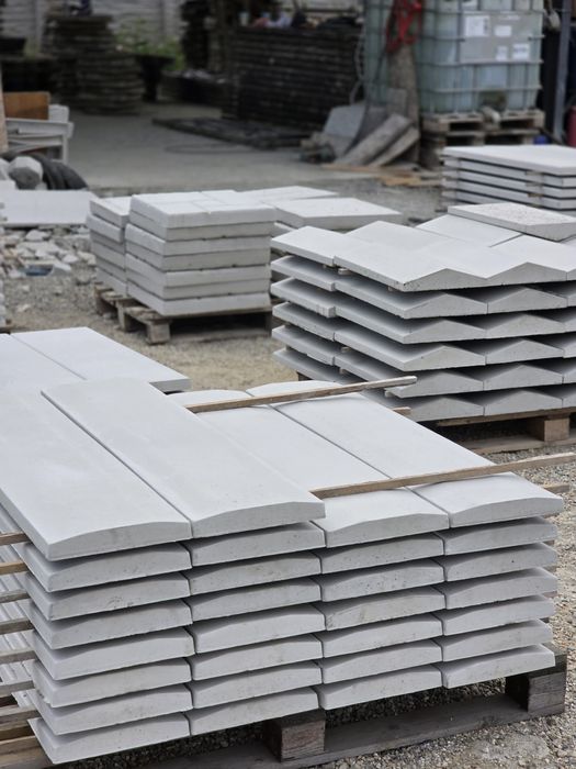 Capace de gard si pălării,coame