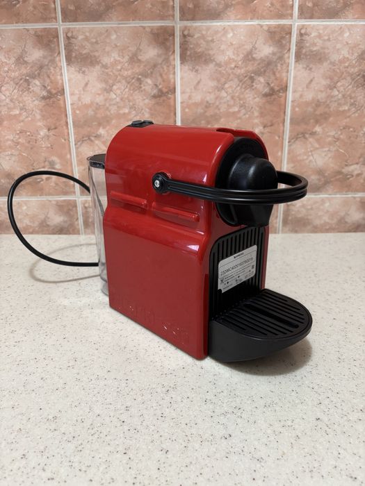 Nespresso Inissia + capsule