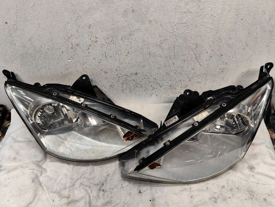 Оригинални фарове Форд Фокус  Ford Focus