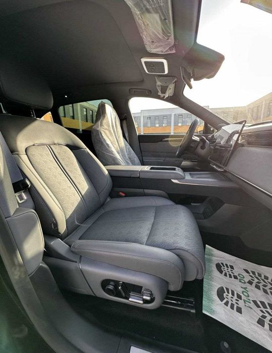 Zeekr 7x naqtga va bolip tolashga