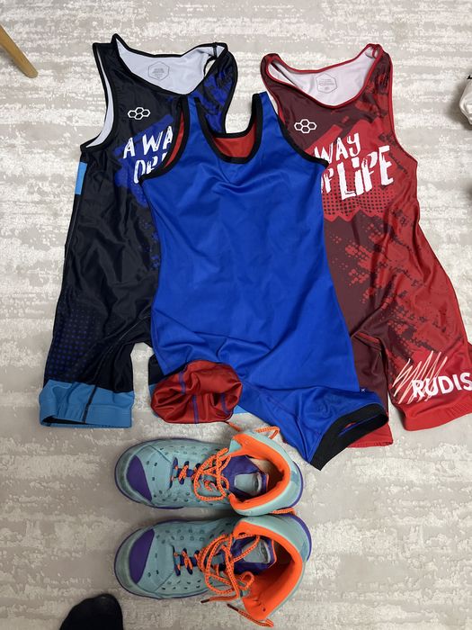 Борцовки нательные и обувь фирмы Rudis