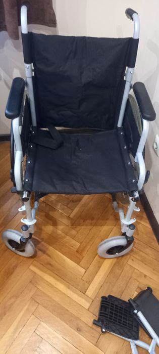 Инвалидна количка