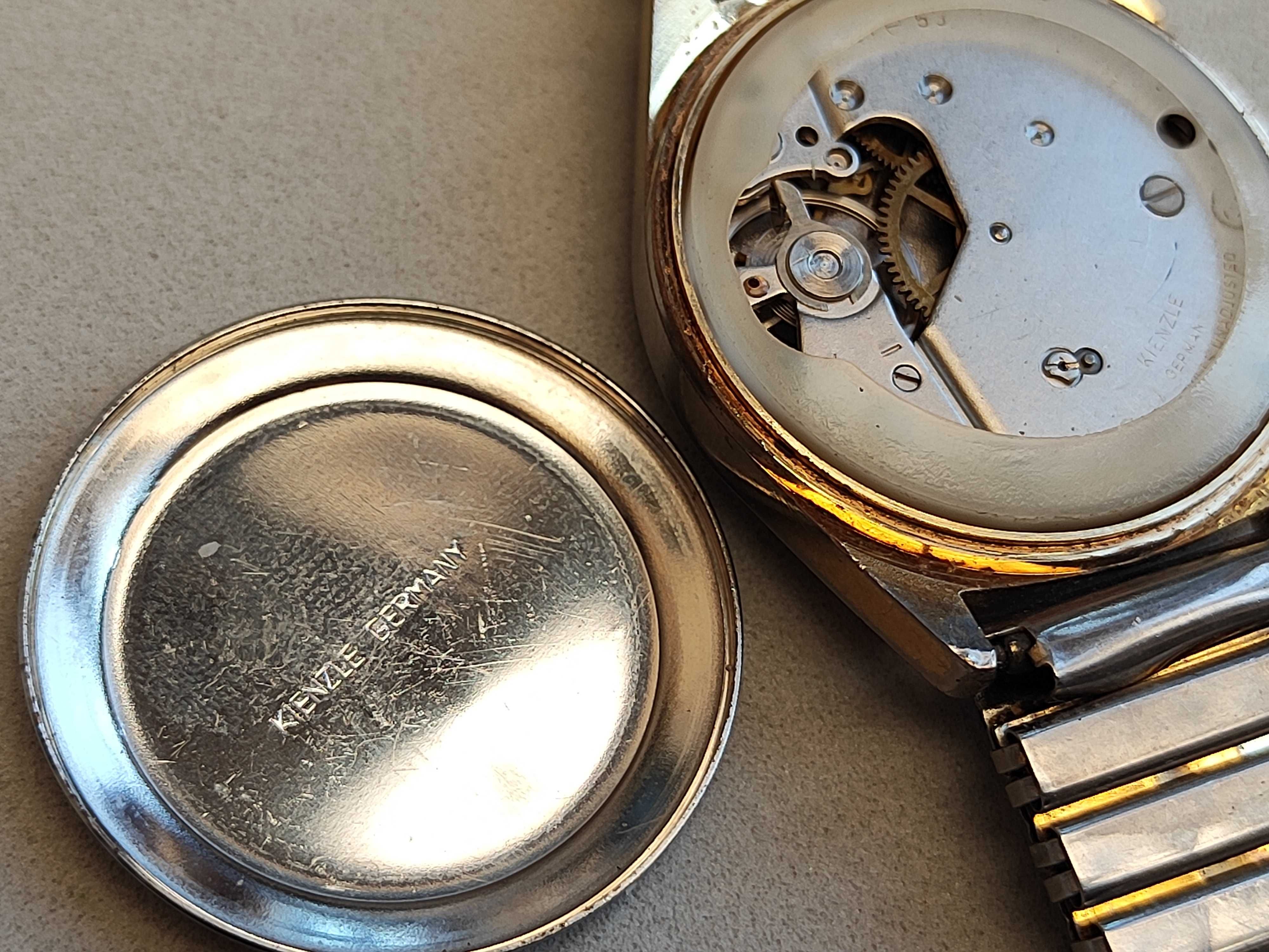 Ретро часовник Kienzle – работещ, Made in Germany, антимагнитен