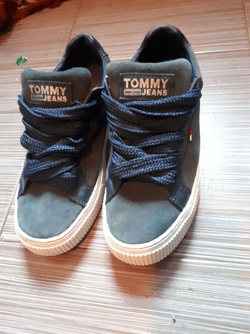 Adidași Tommy Jeans Piele 39