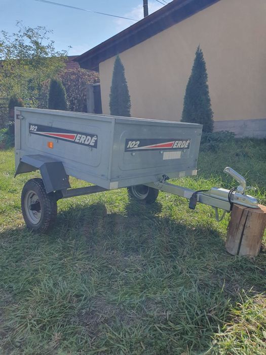 Remorcă Erde 102