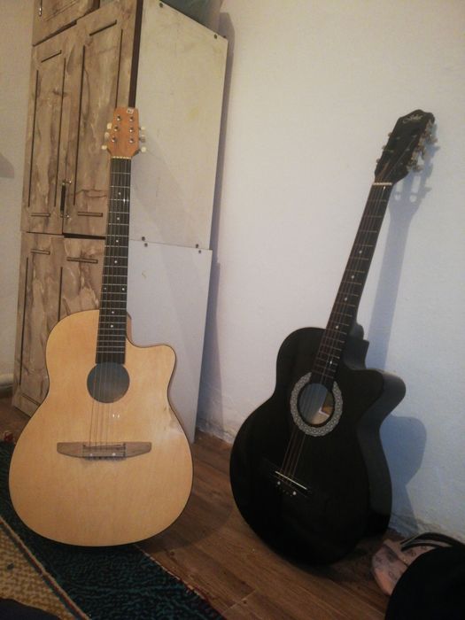 Гитара сатылады сос жаксы почти новый багасы 25000 оканчателно